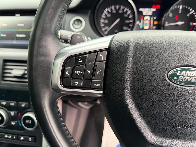 Land Rover Discovery Sport 2.0 TD4 HSE Auto 4WD Euro 6 (s/s) 5dr - U104