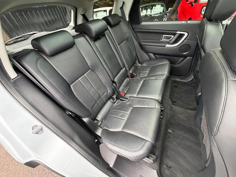 Land Rover Discovery Sport 2.0 TD4 HSE Auto 4WD Euro 6 (s/s) 5dr - U104