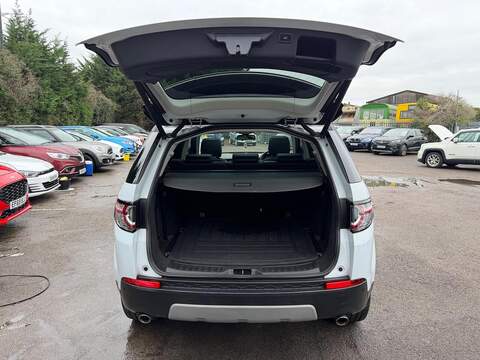 Land Rover Discovery Sport 2.0 TD4 HSE Auto 4WD Euro 6 (s/s) 5dr - U104