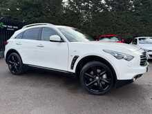 Infiniti QX70