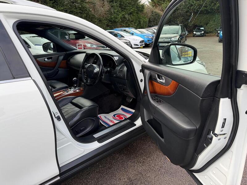 Infiniti QX70 3.7 V6 S Premium Auto 4WD Euro 5 5dr - U107