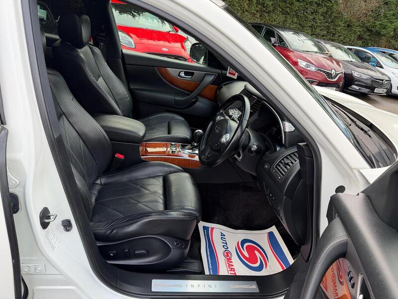 Infiniti QX70 3.7 V6 S Premium Auto 4WD Euro 5 5dr - U107