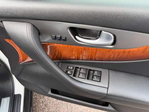 Infiniti QX70 3.7 V6 S Premium Auto 4WD Euro 5 5dr - U107