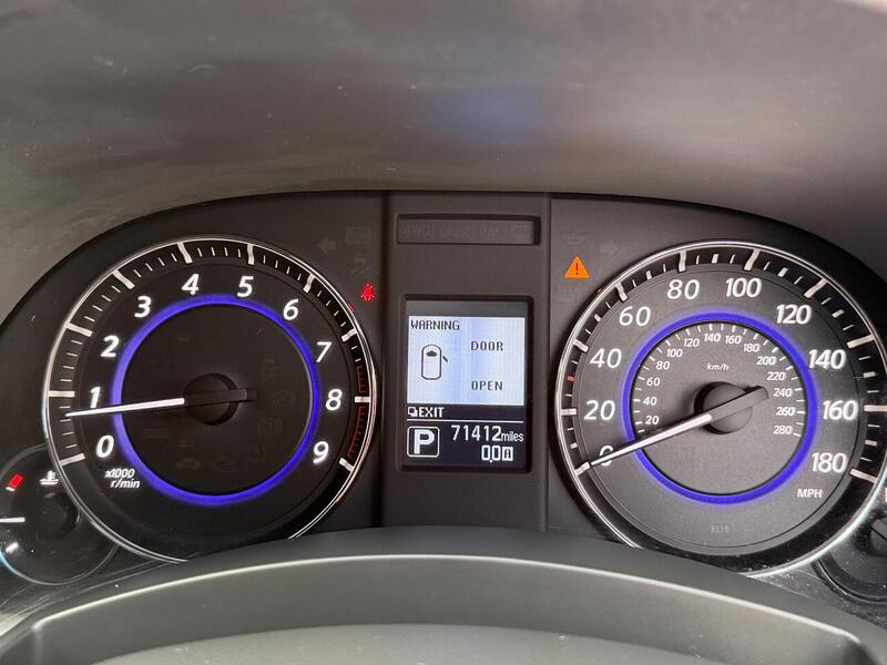 Infiniti QX70 3.7 V6 S Premium Auto 4WD Euro 5 5dr - U107