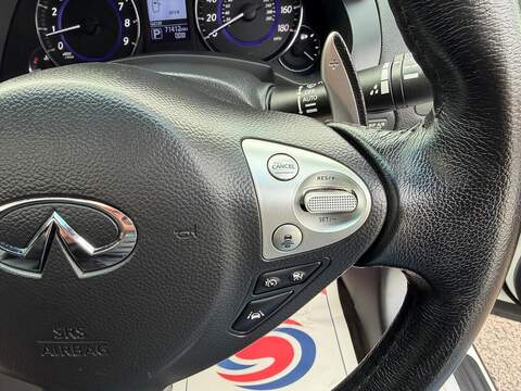 Infiniti QX70 3.7 V6 S Premium Auto 4WD Euro 5 5dr - U107