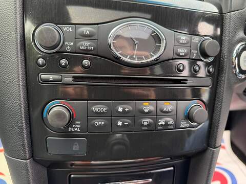 Infiniti QX70 3.7 V6 S Premium Auto 4WD Euro 5 5dr - U107