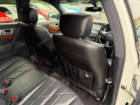 Infiniti QX70 3.7 V6 S Premium Auto 4WD Euro 5 5dr - U107