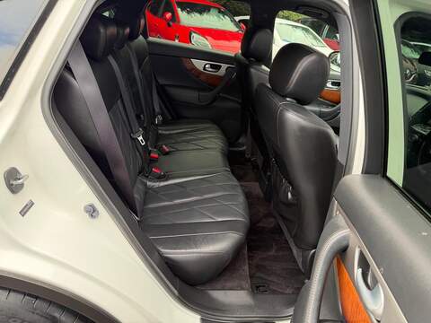 Infiniti QX70 3.7 V6 S Premium Auto 4WD Euro 5 5dr - U107