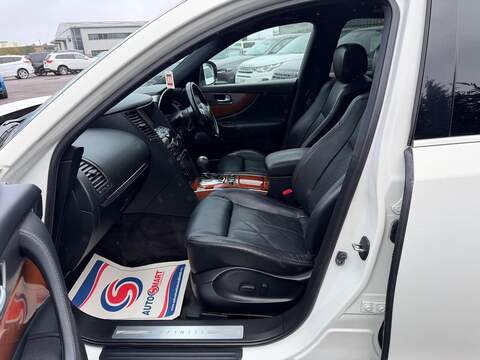 Infiniti QX70 3.7 V6 S Premium Auto 4WD Euro 5 5dr - U107