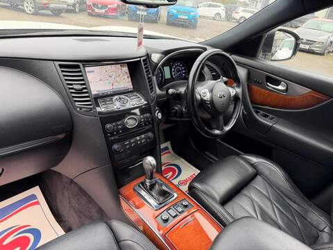 Infiniti QX70 3.7 V6 S Premium Auto 4WD Euro 5 5dr - U107