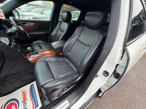 Infiniti QX70 3.7 V6 S Premium Auto 4WD Euro 5 5dr - U107