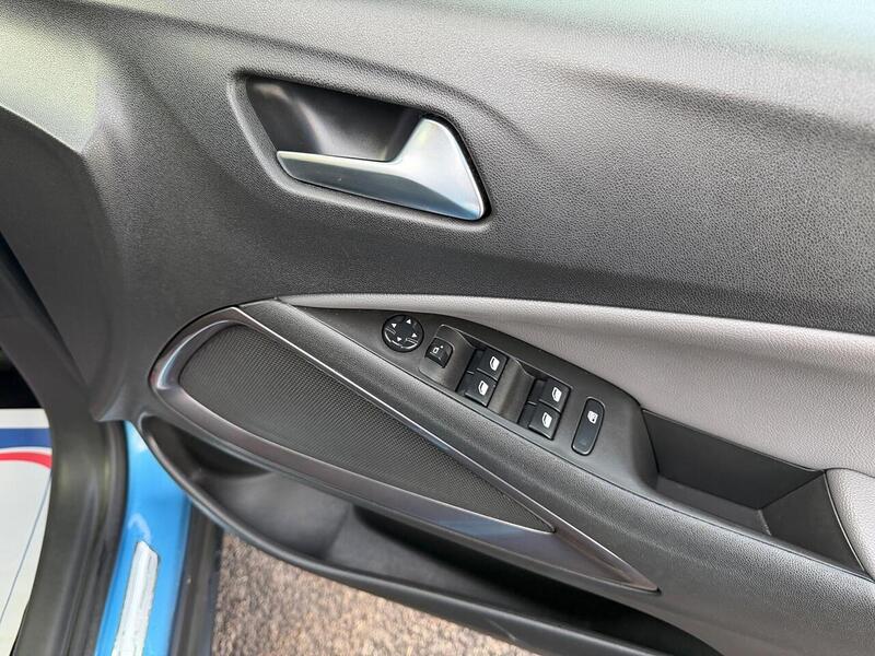 Vauxhall Crossland X 1.2 Turbo GPF Ultimate Euro 6 (s/s) 5dr - U109