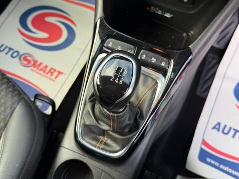 Vauxhall Crossland X 1.2 Turbo GPF Ultimate Euro 6 (s/s) 5dr - U109