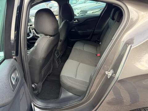 DS AUTOMOBILES DS 4 1.2 PureTech Elegance Euro 6 (s/s) 5dr - U110