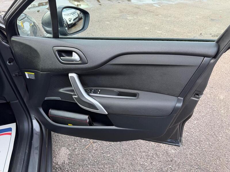 DS AUTOMOBILES DS 4 1.2 PureTech Elegance Euro 6 (s/s) 5dr - U110