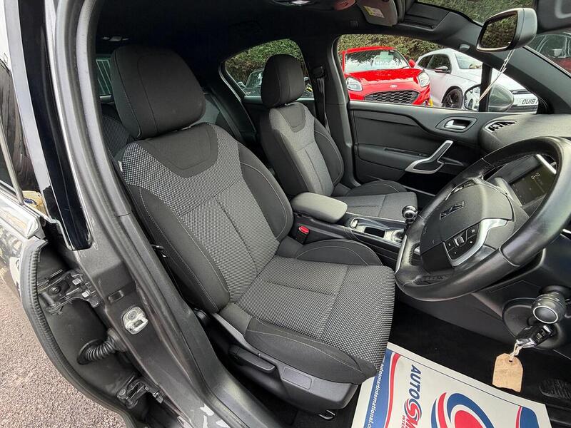 DS AUTOMOBILES DS 4 1.2 PureTech Elegance Euro 6 (s/s) 5dr - U110