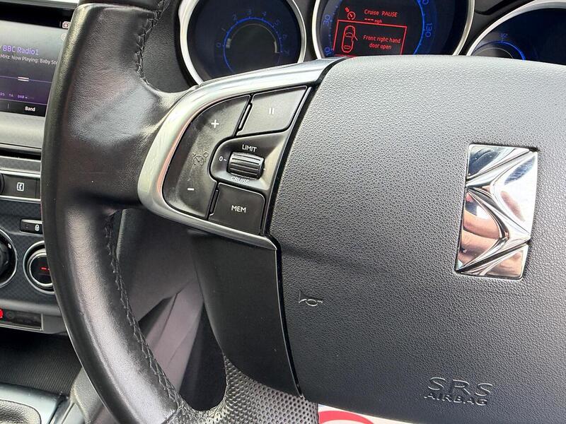 DS AUTOMOBILES DS 4 1.2 PureTech Elegance Euro 6 (s/s) 5dr - U110