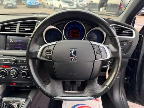 DS AUTOMOBILES DS 4 1.2 PureTech Elegance Euro 6 (s/s) 5dr - U110