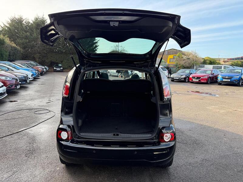 Citroen C3 Picasso 1.2 PureTech Platinum Euro 6 5dr - U112