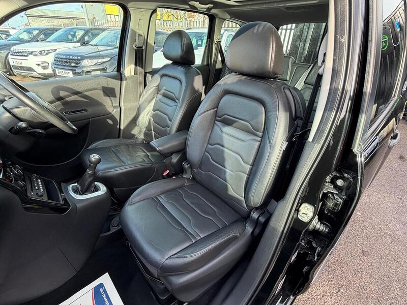 Citroen C3 Picasso 1.2 PureTech Platinum Euro 6 5dr - U112