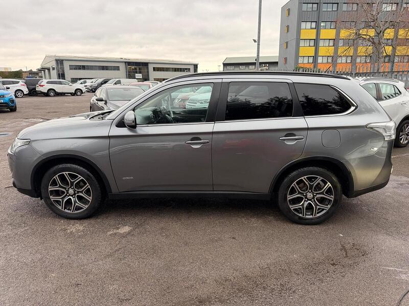 Mitsubishi Outlander 2.2 DI-D GX4 4WD Euro 5 (s/s) 5dr - U113