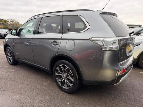 Mitsubishi Outlander 2.2 DI-D GX4 4WD Euro 5 (s/s) 5dr - U113