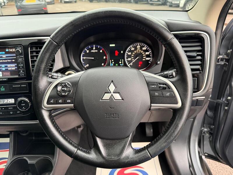 Mitsubishi Outlander 2.2 DI-D GX4 4WD Euro 5 (s/s) 5dr - U113