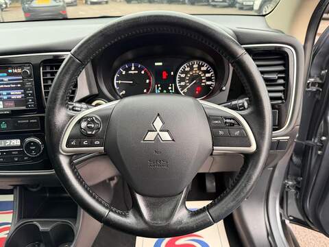 Mitsubishi Outlander 2.2 DI-D GX4 4WD Euro 5 (s/s) 5dr - U113