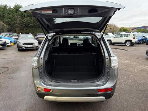 Mitsubishi Outlander 2.2 DI-D GX4 4WD Euro 5 (s/s) 5dr - U113