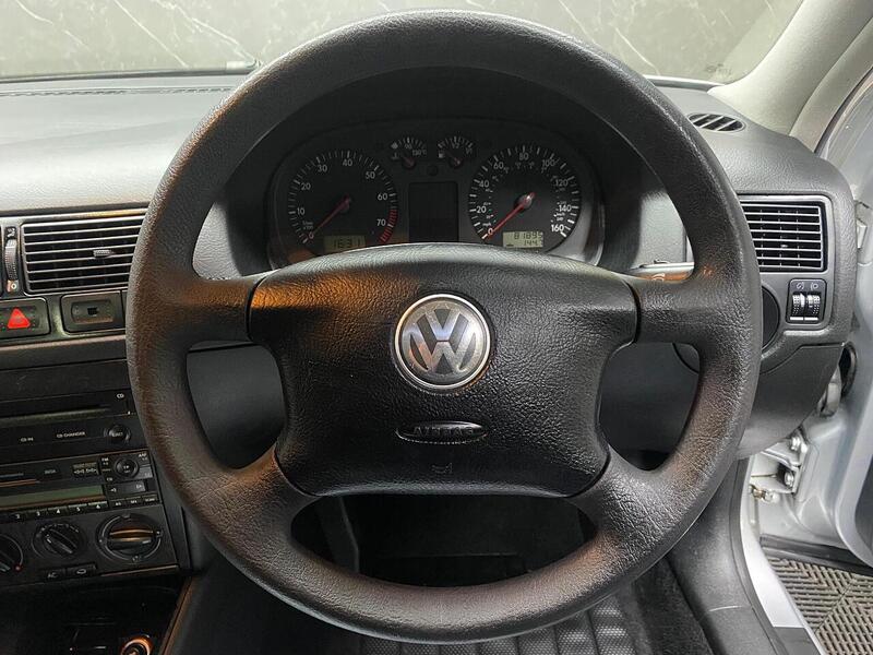 Volkswagen Golf 1.6 Match 5dr - U114