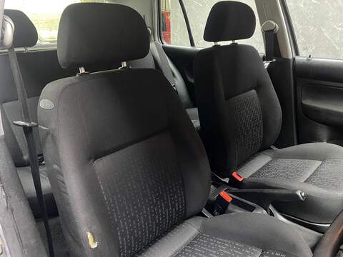 Volkswagen Golf 1.6 Match 5dr - U114