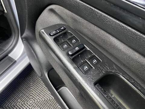 Volkswagen Golf 1.6 Match 5dr - U114