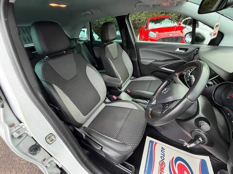 Vauxhall Crossland X 1.2 Turbo Elite Nav Auto Euro 6 (s/s) 5dr - U117