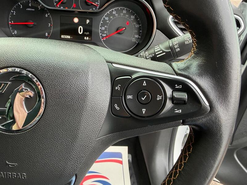 Vauxhall Crossland X 1.2 Turbo Elite Nav Auto Euro 6 (s/s) 5dr - U117