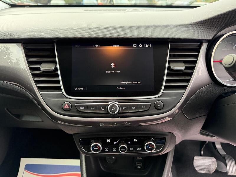 Vauxhall Crossland X 1.2 Turbo Elite Nav Auto Euro 6 (s/s) 5dr - U117