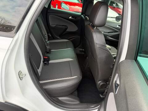 Vauxhall Crossland X 1.2 Turbo Elite Nav Auto Euro 6 (s/s) 5dr - U117