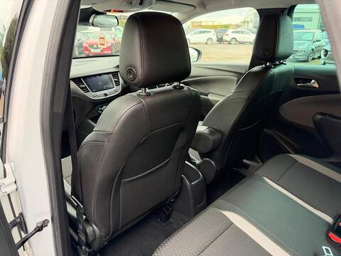 Vauxhall Crossland X 1.2 Turbo Elite Nav Auto Euro 6 (s/s) 5dr - U117
