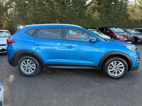 Hyundai TUCSON 1.7 CRDi Blue Drive SE Nav Euro 6 (s/s) 5dr - U118