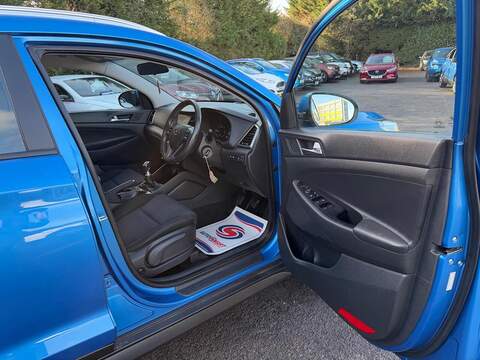 Hyundai TUCSON 1.7 CRDi Blue Drive SE Nav Euro 6 (s/s) 5dr - U118