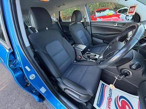 Hyundai TUCSON 1.7 CRDi Blue Drive SE Nav Euro 6 (s/s) 5dr - U118