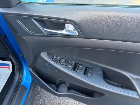 Hyundai TUCSON 1.7 CRDi Blue Drive SE Nav Euro 6 (s/s) 5dr - U118