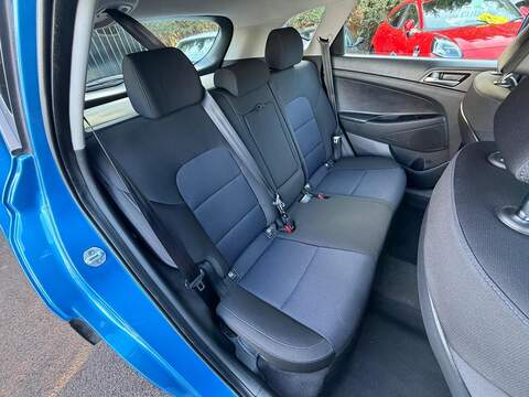 Hyundai TUCSON 1.7 CRDi Blue Drive SE Nav Euro 6 (s/s) 5dr - U118