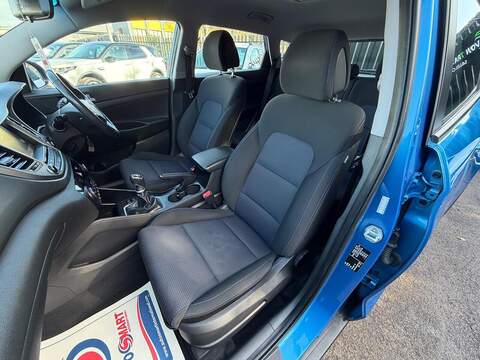 Hyundai TUCSON 1.7 CRDi Blue Drive SE Nav Euro 6 (s/s) 5dr - U118