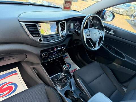 Hyundai TUCSON 1.7 CRDi Blue Drive SE Nav Euro 6 (s/s) 5dr - U118