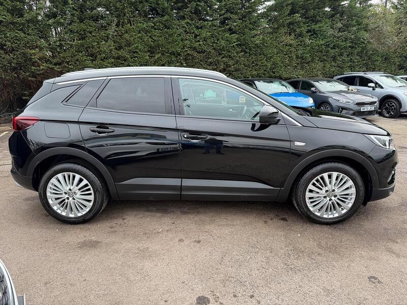 Vauxhall Grandland X 1.6 Turbo D BlueInjection Sport Nav Euro 6 (s/s) 5dr - U121