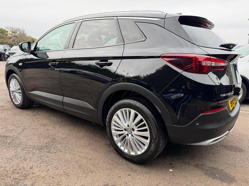Vauxhall Grandland X 1.6 Turbo D BlueInjection Sport Nav Euro 6 (s/s) 5dr - U121