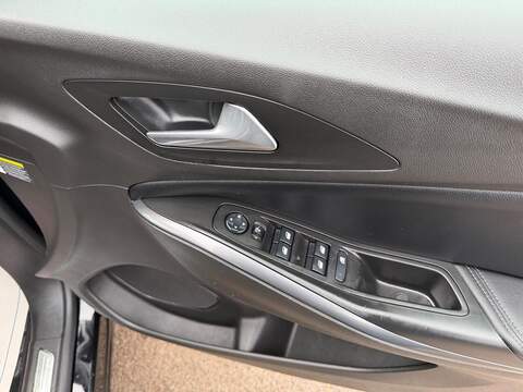 Vauxhall Grandland X 1.6 Turbo D BlueInjection Sport Nav Euro 6 (s/s) 5dr - U121