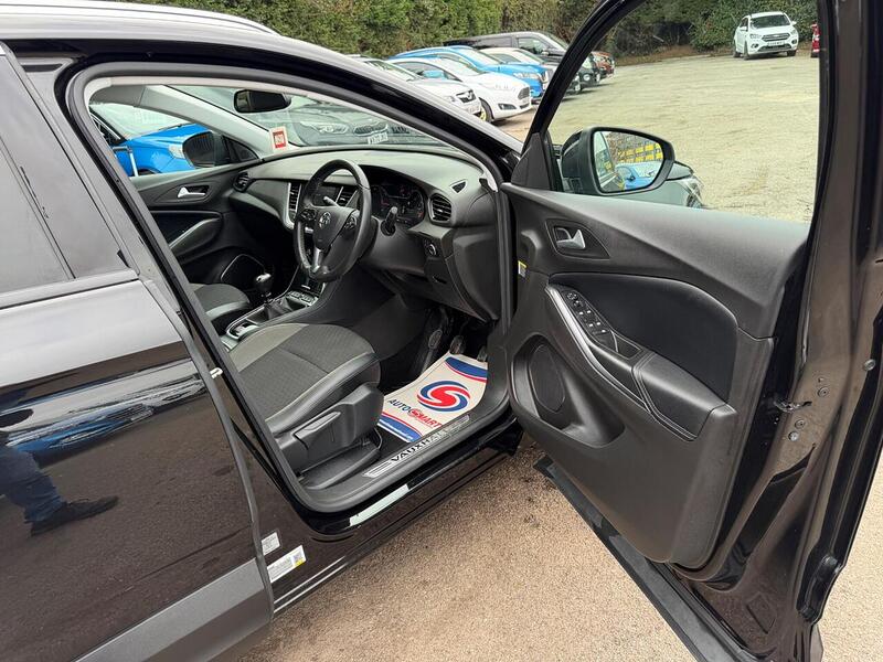 Vauxhall Grandland X 1.6 Turbo D BlueInjection Sport Nav Euro 6 (s/s) 5dr - U121