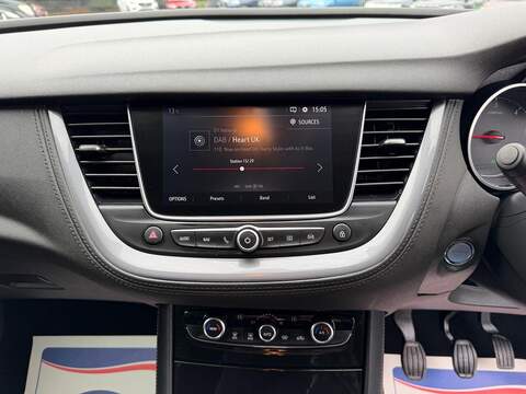 Vauxhall Grandland X 1.6 Turbo D BlueInjection Sport Nav Euro 6 (s/s) 5dr - U121