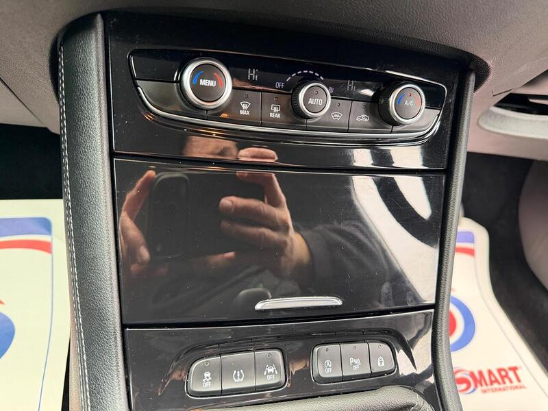 Vauxhall Grandland X 1.6 Turbo D BlueInjection Sport Nav Euro 6 (s/s) 5dr - U121